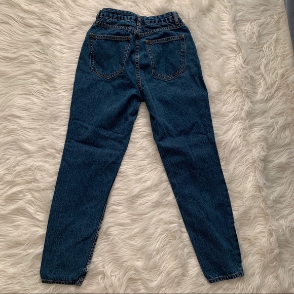 High Rise Mom Fit Jeans - Picture 3 of 6